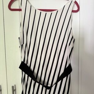 Ann Taylor White/ Black Striped Sleeveless Belted Long Maxi Dress - Size M